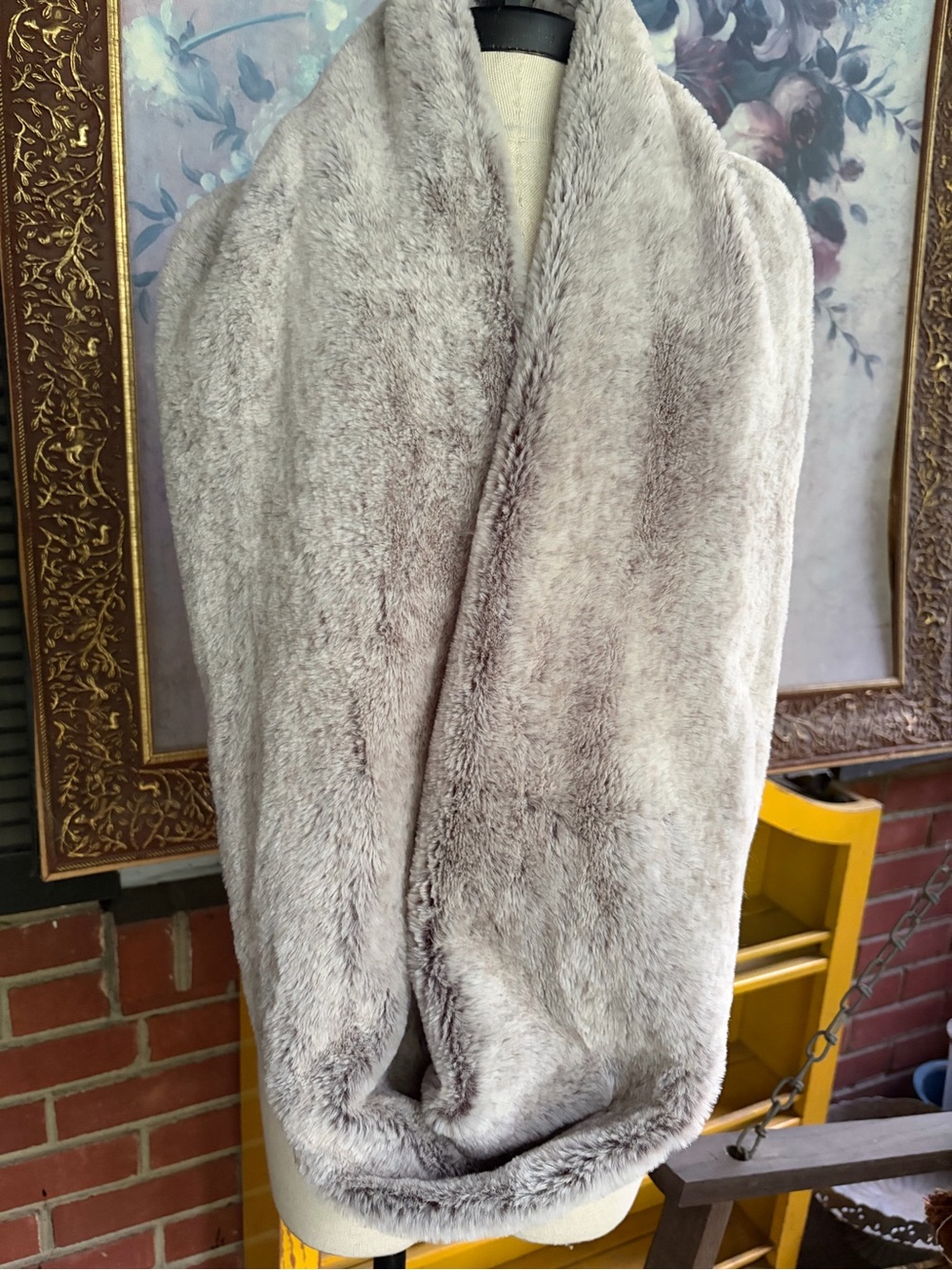 west loop Plush Faux Fur Scarf in Heather Gray